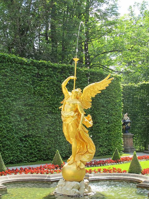 3-TIER WINGED HORSES STATUE FOUNTAIN