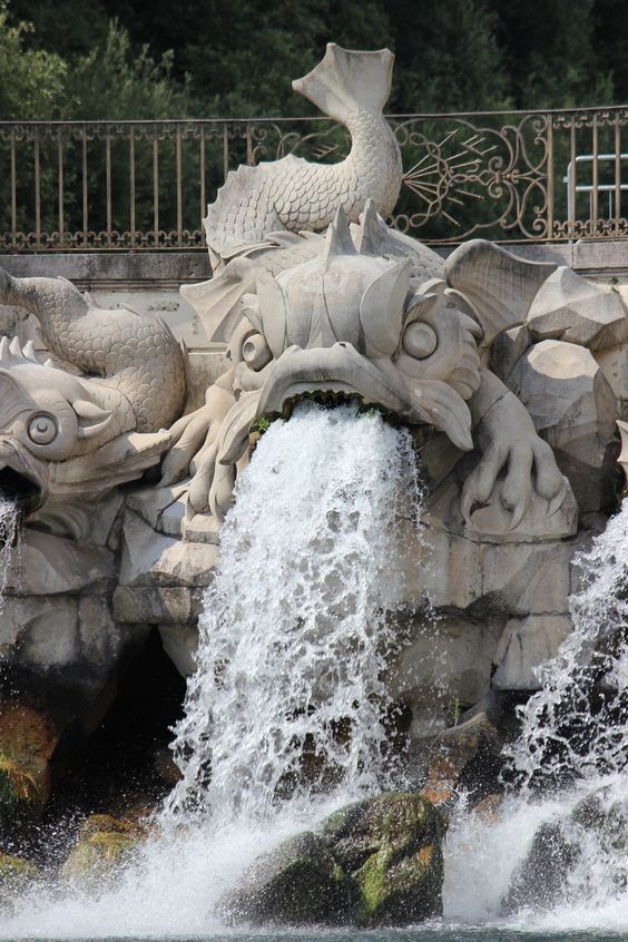 3-TIER WINGED HORSES STATUE FOUNTAIN