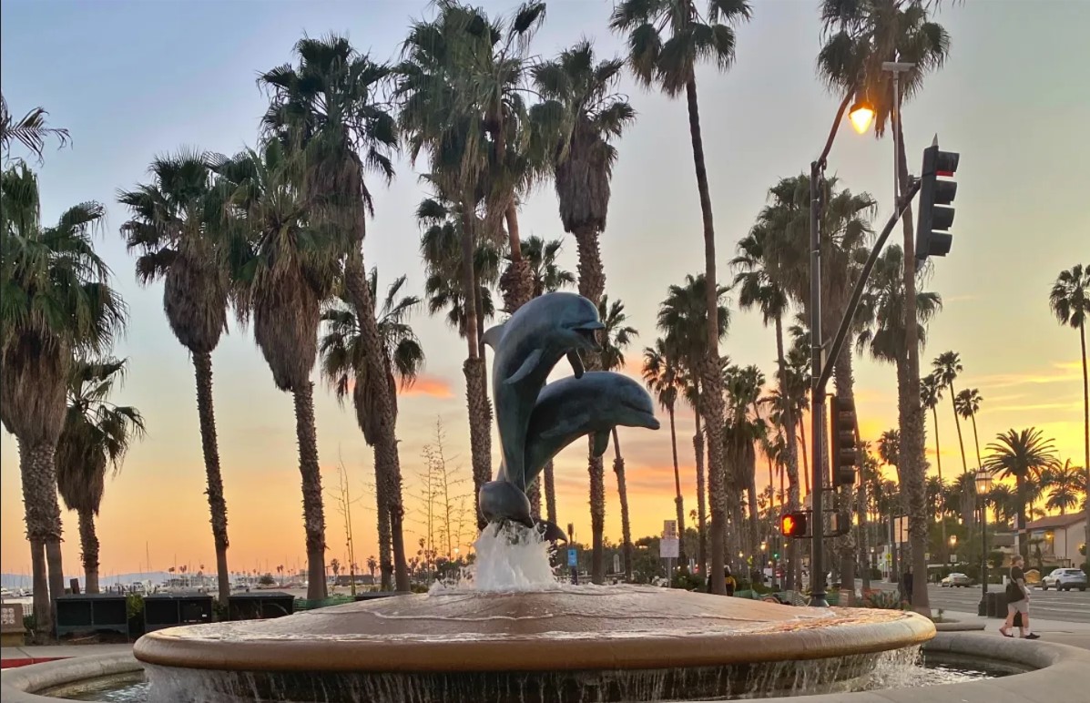 Fountain with Evening Illumination