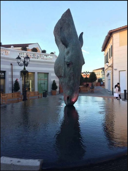 Fountain with Evening Illumination