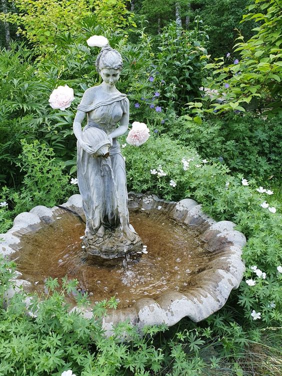 3-TIER WINGED HORSES STATUE FOUNTAIN